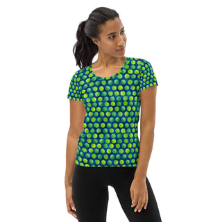 Bold tops. Ready to move